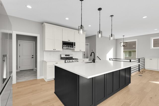 9785 Pinehurst Drive, Elko New Market, MN 55020