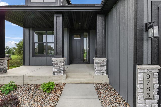 9785 Pinehurst Drive, Elko New Market, MN 55020