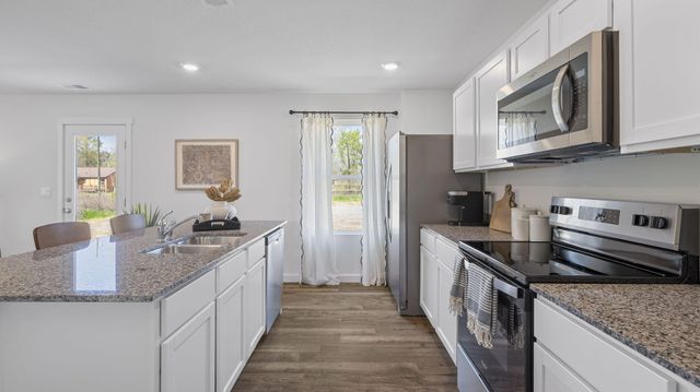 508 Fox Den Cir, Dalton, GA 30721