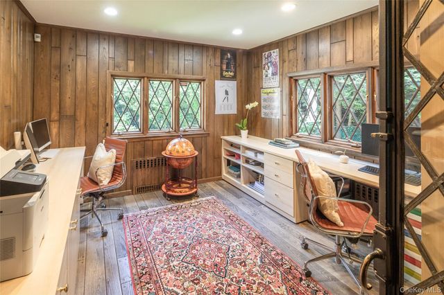 18 Hemlock Road, Bronxville, NY 10708