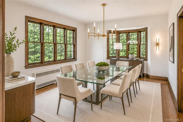 18 Hemlock Road, Bronxville, NY 10708