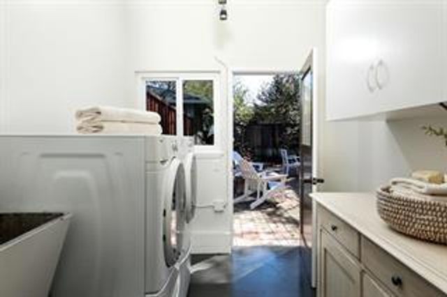 1015 Mallet Court, Menlo Park, CA 94025