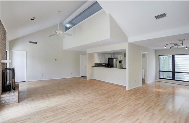 12111 Olympia Drive, Houston, TX 77077