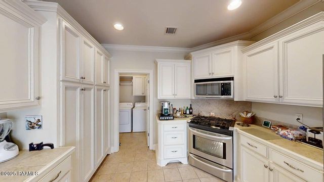 106 St Martinique Lane, Lafayette, LA 70508