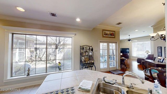 106 St Martinique Lane, Lafayette, LA 70508