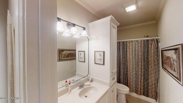 106 St Martinique Lane, Lafayette, LA 70508