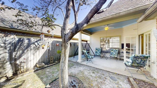 106 St Martinique Lane, Lafayette, LA 70508