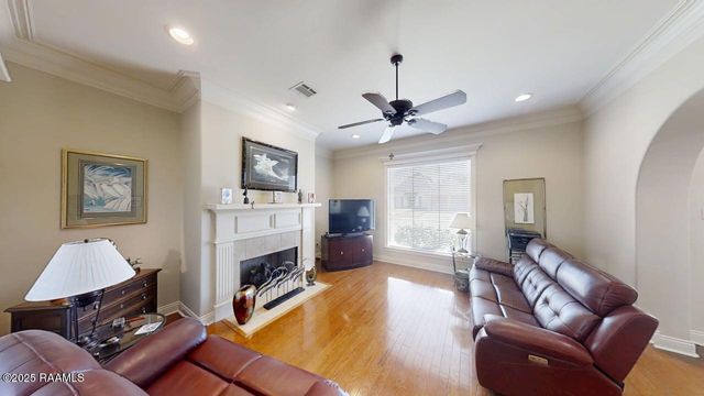 106 St Martinique Lane, Lafayette, LA 70508