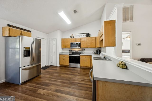 114 Hydrangea Road, Kingsland, GA 31548