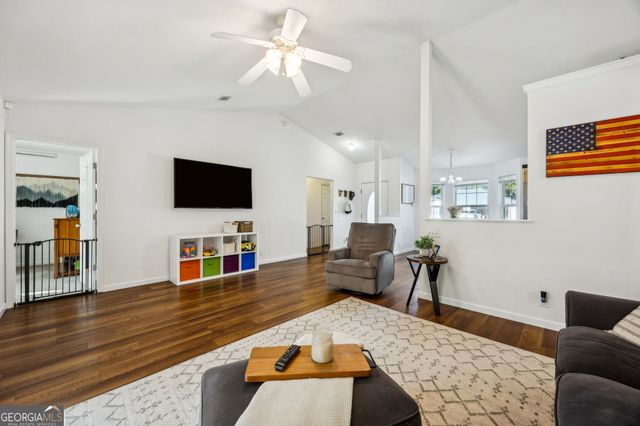 114 Hydrangea Road, Kingsland, GA 31548