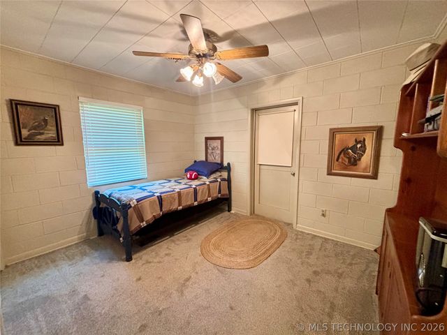 31891 E 695 Way, Wagoner, OK 74467