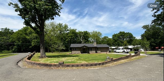 31891 E 695 Way, Wagoner, OK 74467