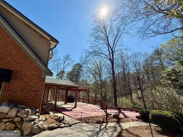 7300 Chattahoochee Bluff Drive, Atlanta, GA 30350