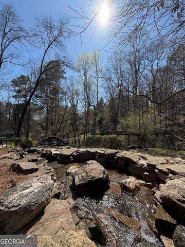 7300 Chattahoochee Bluff Drive, Atlanta, GA 30350