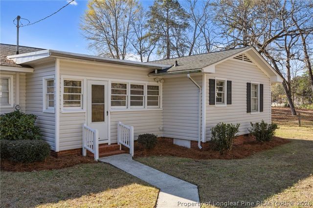 3833 Dunn Road, Eastover, NC 22312