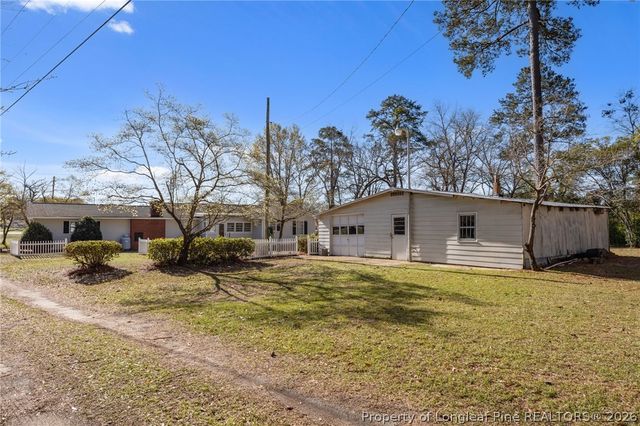 3833 Dunn Road, Eastover, NC 22312