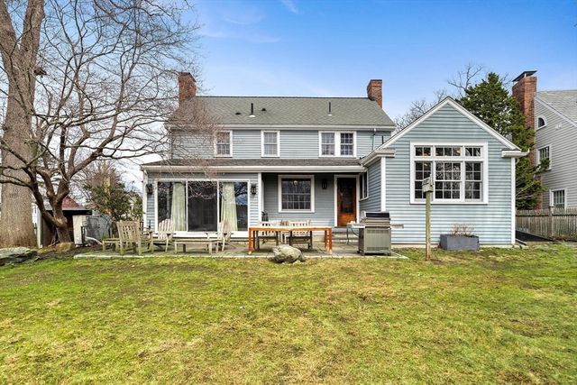440 Wolcott St, Newton, MA 02466