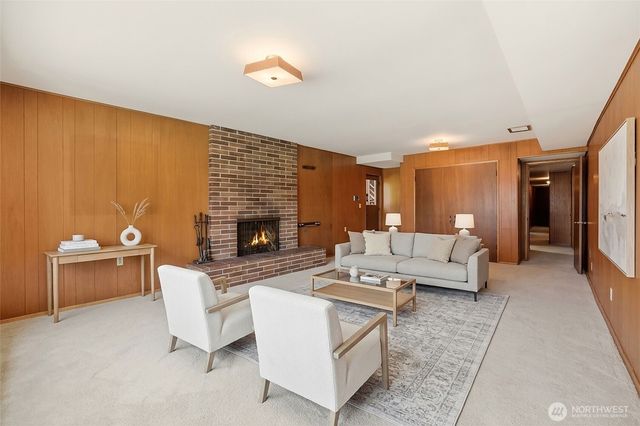 8957 188th Street SW, Edmonds, WA 98026