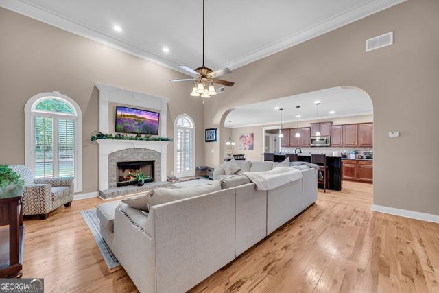 115 Creek Drive, Hull, GA 30646