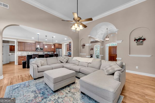 115 Creek Drive, Hull, GA 30646