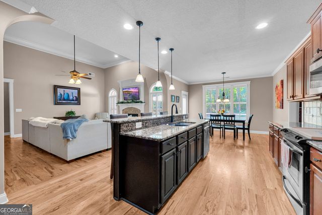 115 Creek Drive, Hull, GA 30646
