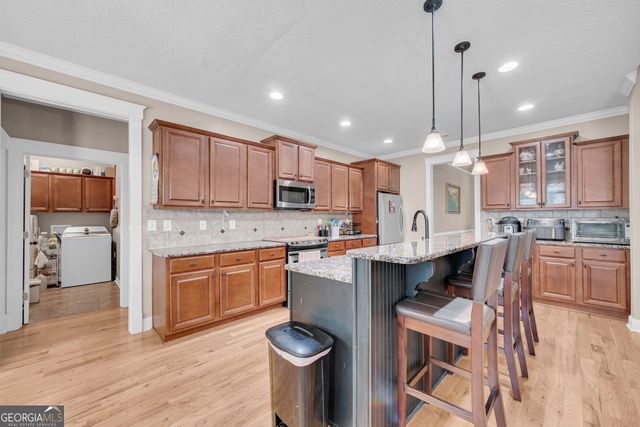 115 Creek Drive, Hull, GA 30646