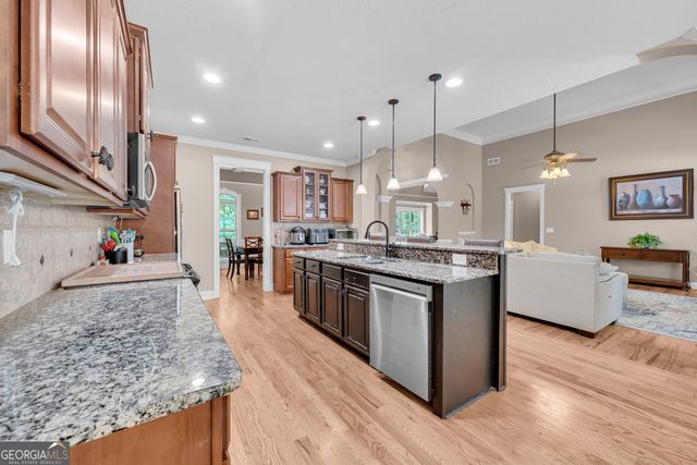 115 Creek Drive, Hull, GA 30646
