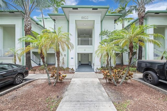 5300 NW 87th Avenue 612, Doral, FL 33178
