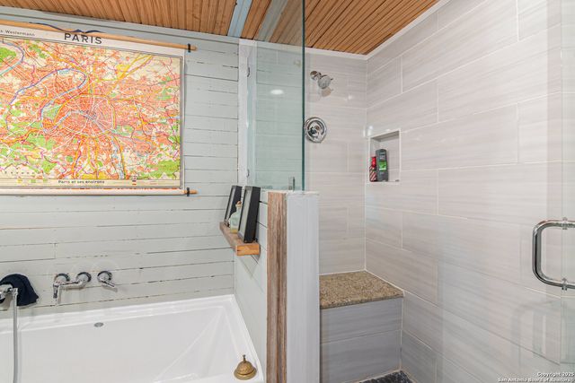 7150 Linne, Seguin, TX 78155