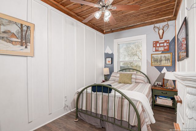 7150 Linne, Seguin, TX 78155