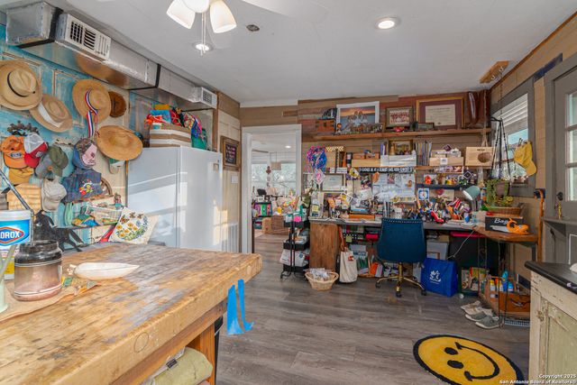 7150 Linne, Seguin, TX 78155