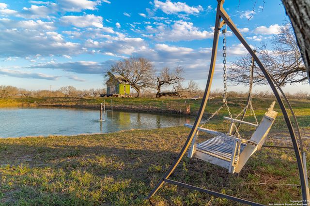 7150 Linne, Seguin, TX 78155