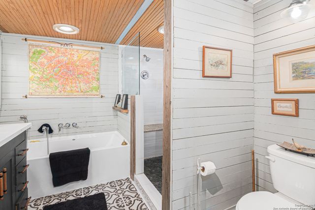 7150 Linne, Seguin, TX 78155