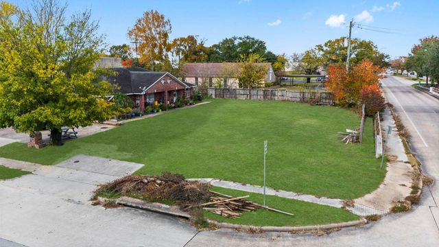 9402 Derrik Dr Drive, Houston, TX 77080