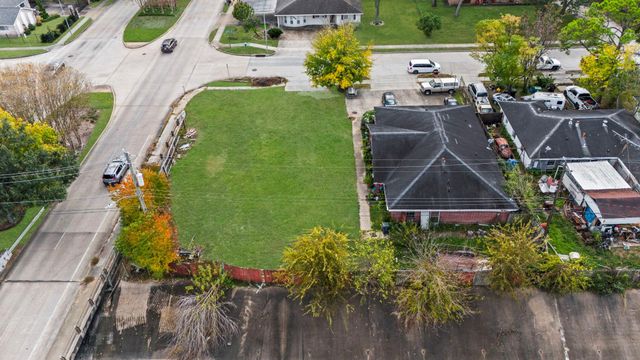 9402 Derrik Dr Drive, Houston, TX 77080