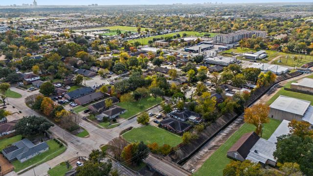 9402 Derrik Dr Drive, Houston, TX 77080