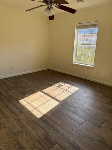 1231 Douglas Circle, Noble, OK 73068