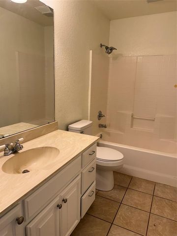 1231 Douglas Circle, Noble, OK 73068