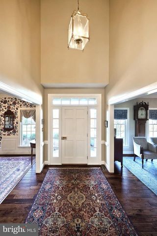 245 ORCHARD DR, Hanover, PA 17331