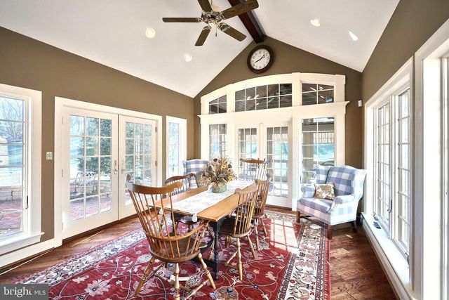 245 ORCHARD DR, Hanover, PA 17331