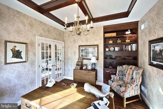 245 ORCHARD DR, Hanover, PA 17331