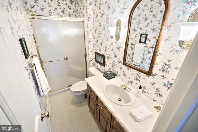 245 ORCHARD DR, Hanover, PA 17331