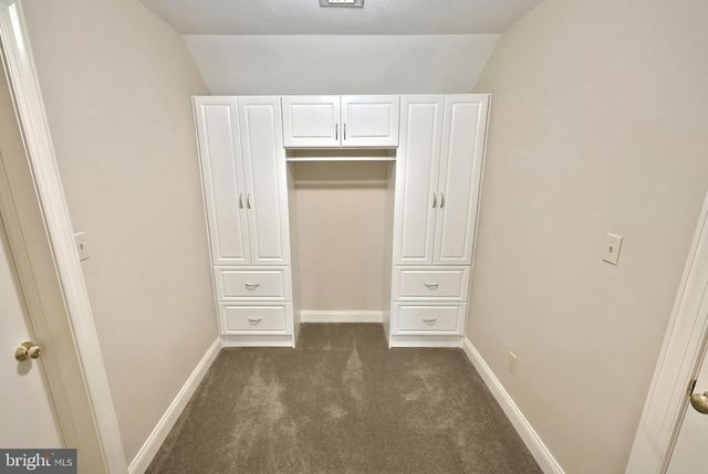 245 ORCHARD DR, Hanover, PA 17331