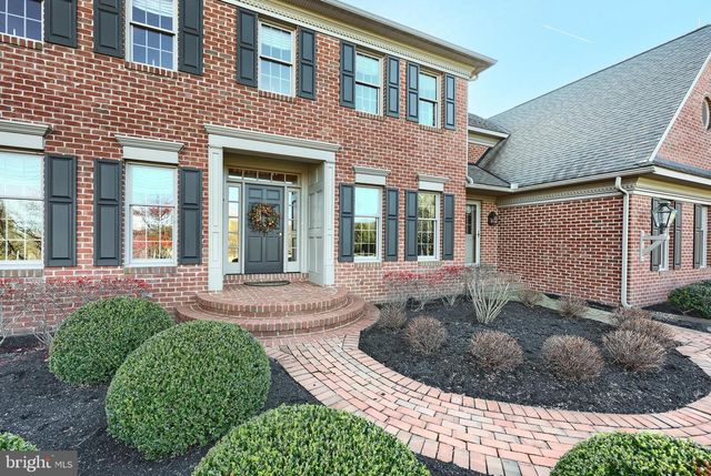 245 ORCHARD DR, Hanover, PA 17331