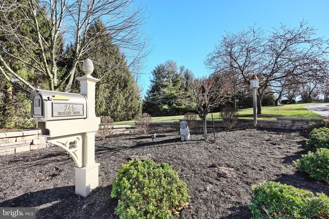 245 ORCHARD DR, Hanover, PA 17331