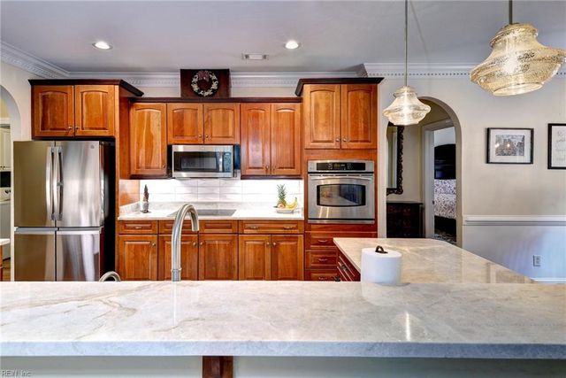 104 Nottinghamshire, Williamsburg, VA 23188