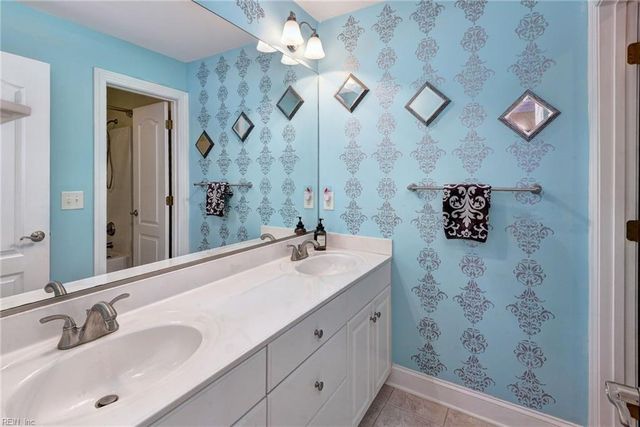 104 Nottinghamshire, Williamsburg, VA 23188