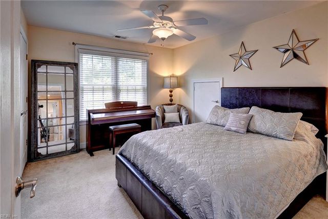104 Nottinghamshire, Williamsburg, VA 23188