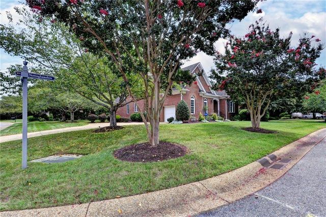 104 Nottinghamshire, Williamsburg, VA 23188