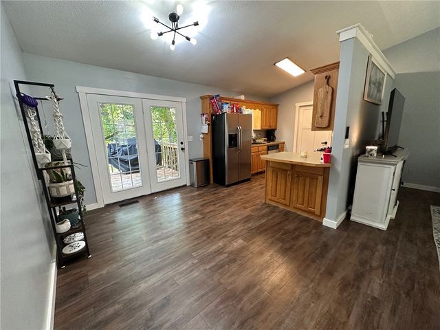 808 Parkview Drive, Harrison, AR 72601